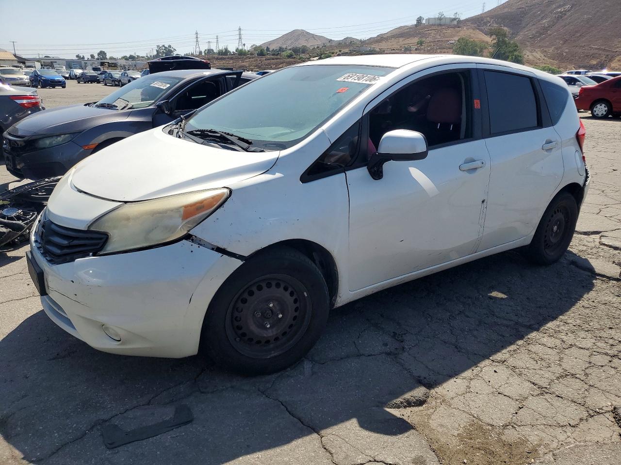 Photo of the 2014 NISSAN VERSA NOTE SV