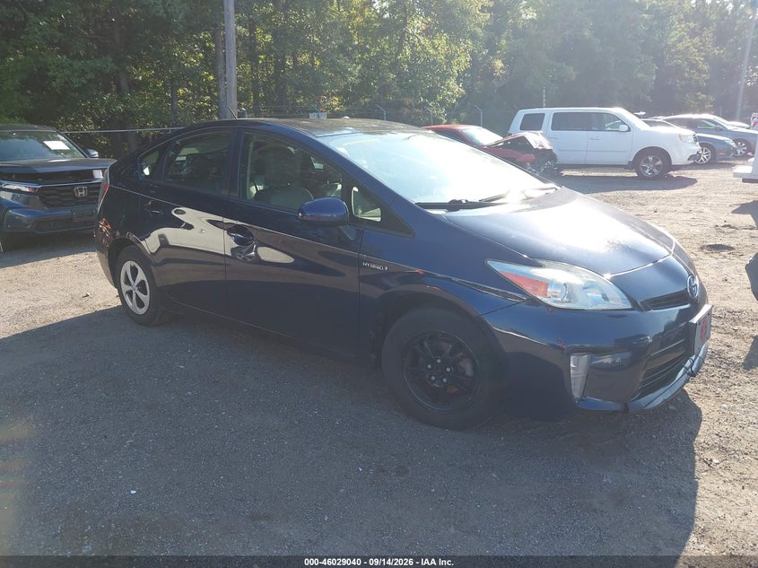 Photo of the 2015 TOYOTA PRIUS TWO
