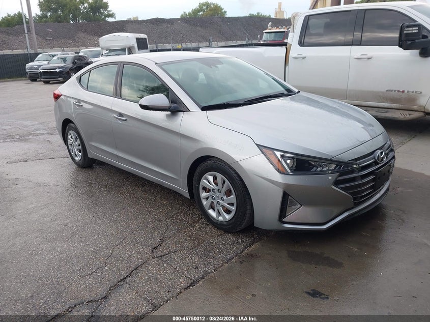 Photo of the 2020 HYUNDAI ELANTRA SE