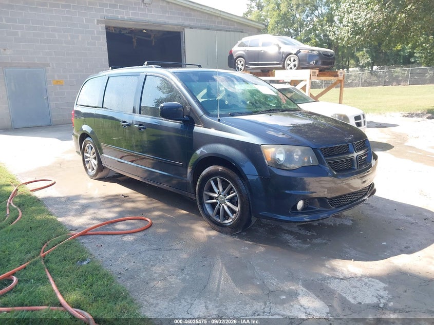 Photo of the 2014 DODGE GRAND CARAVAN R/T