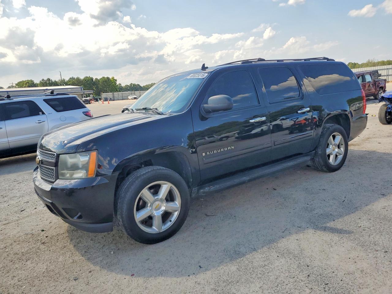 Photo of the 2007 CHEVROLET SUBURBAN K1500