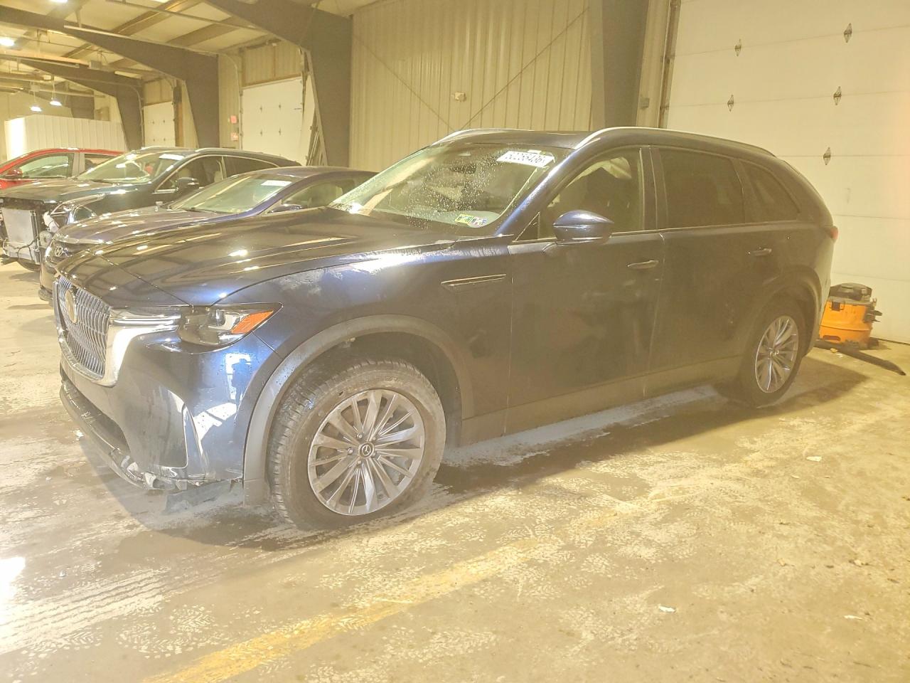 Photo of the 2024 MAZDA CX-90 PREFERRED