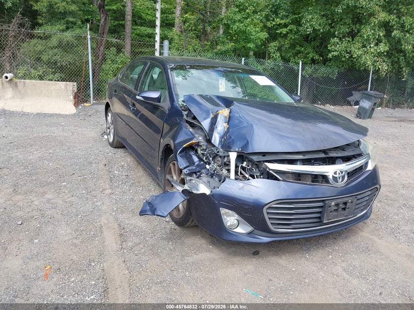 Photo of the 2015 TOYOTA AVALON XLE TOURING
