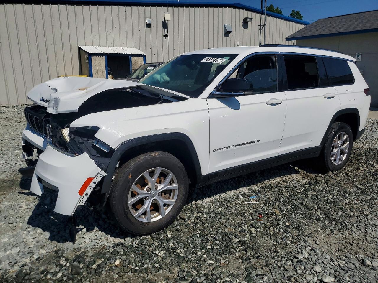 Photo of the 2021 JEEP GRAND CHEROKEE L LIMITED