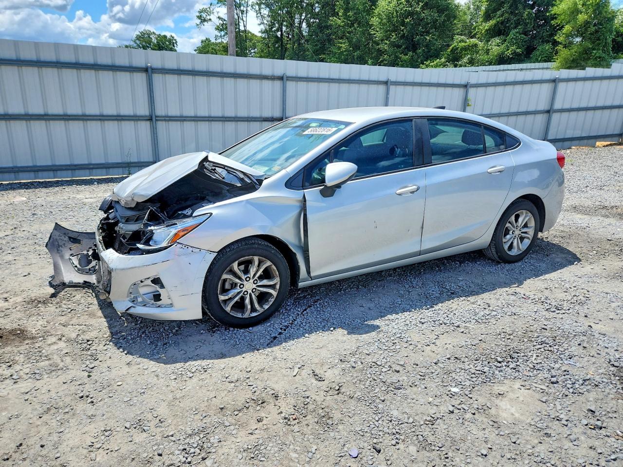 Photo of the 2019 CHEVROLET CRUZE LS