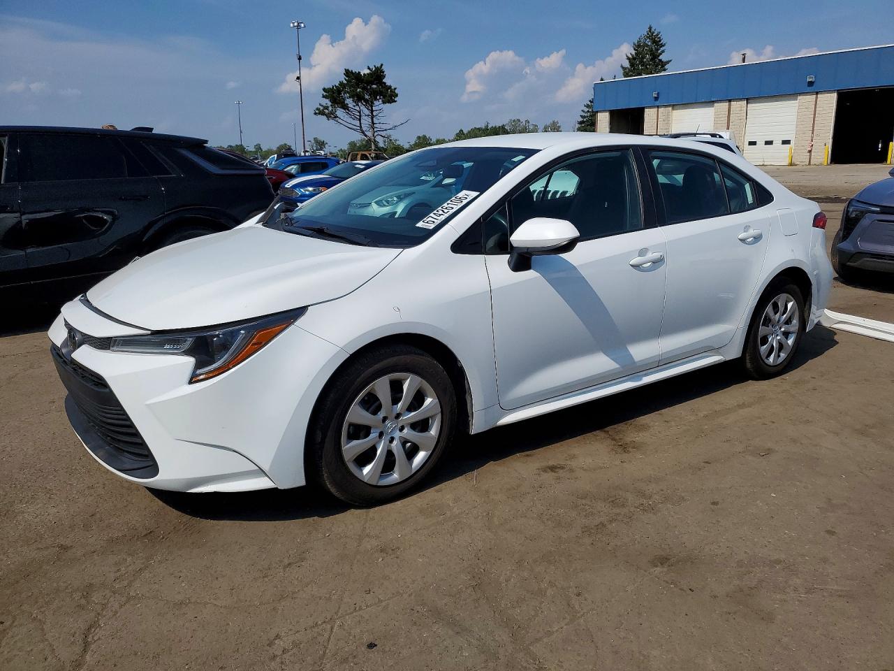 Photo of the 2024 TOYOTA COROLLA LE