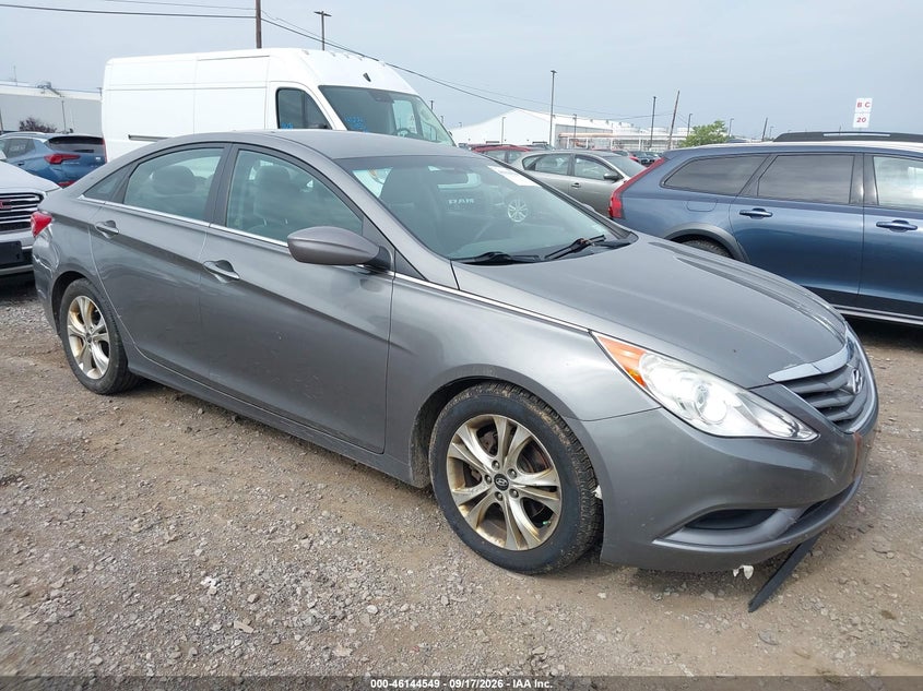 Photo of the 2011 HYUNDAI SONATA GLS