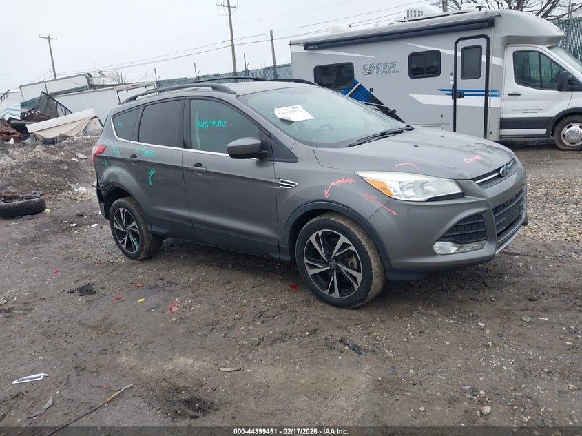 Photo of the 2013 FORD ESCAPE SE