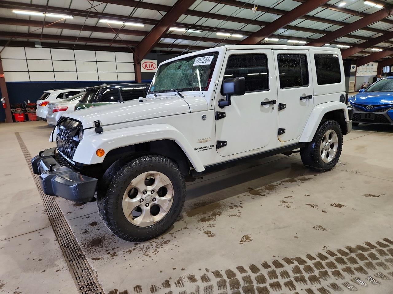 Photo of the 2013 JEEP WRANGLER UNLIMITED SAHARA
