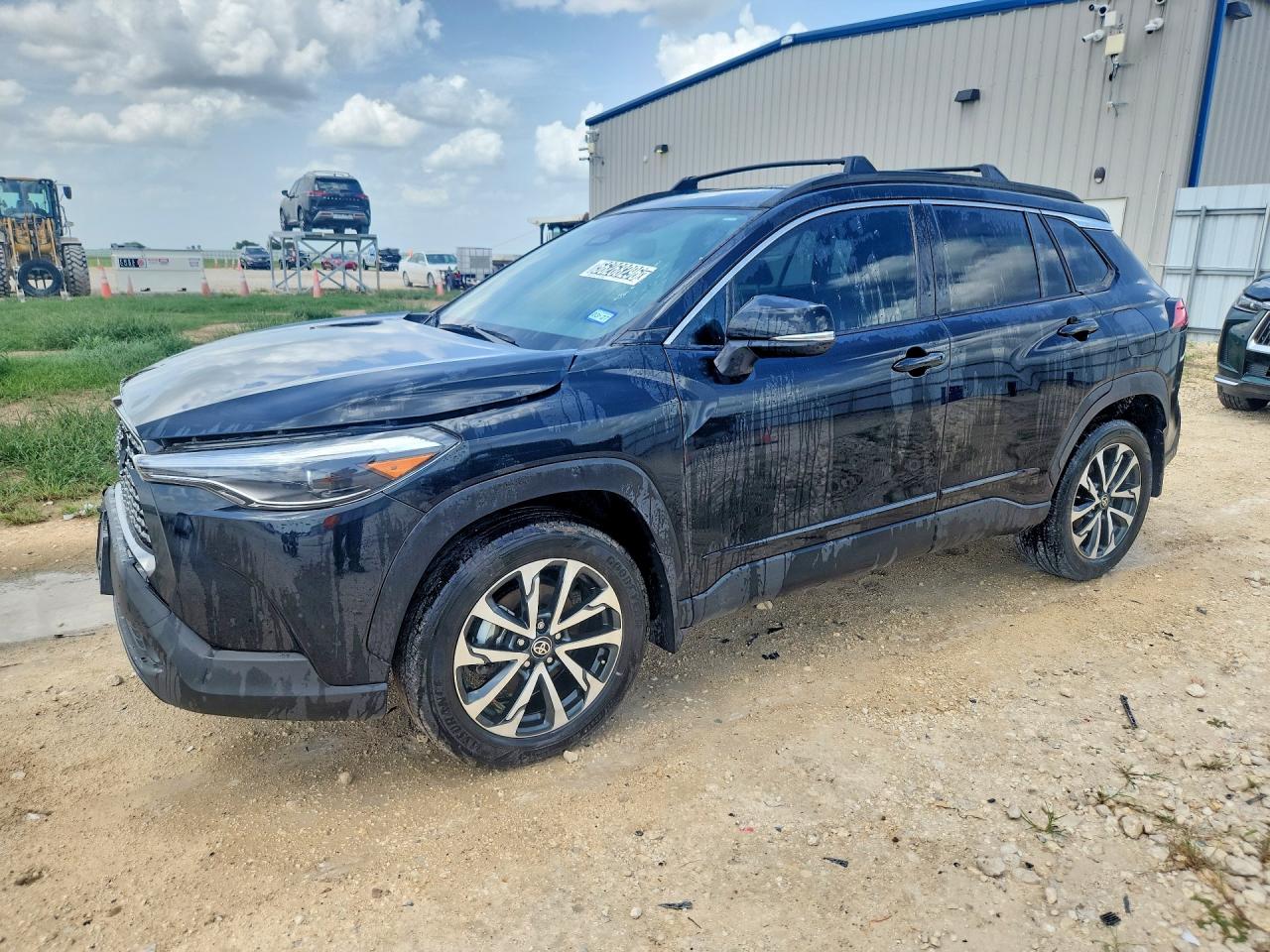 Photo of the 2025 TOYOTA COROLLA CROSS XLE