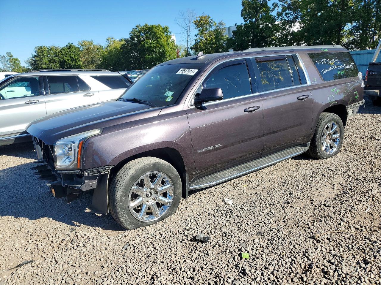 Photo of the 2015 GMC YUKON XL K1500 SLE