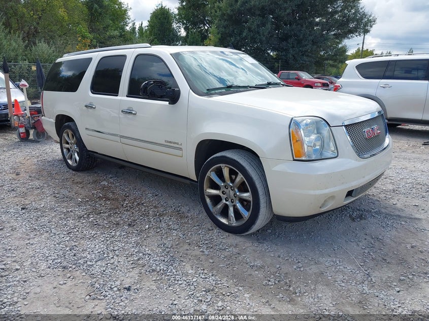 Photo of the 2014 GMC YUKON XL 1500 DENALI