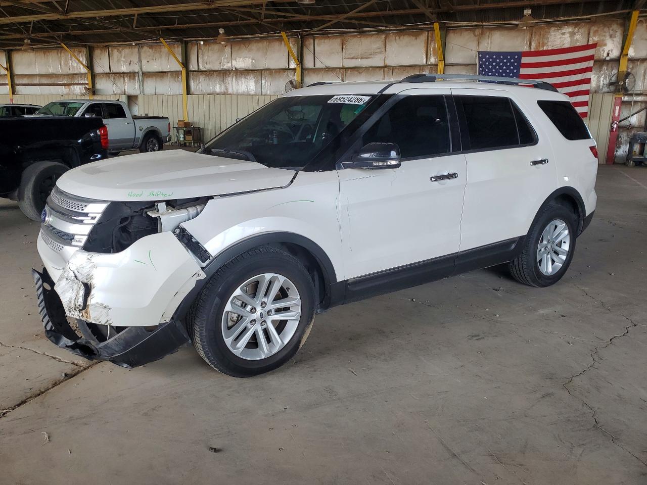 Photo of the 2014 FORD EXPLORER XLT