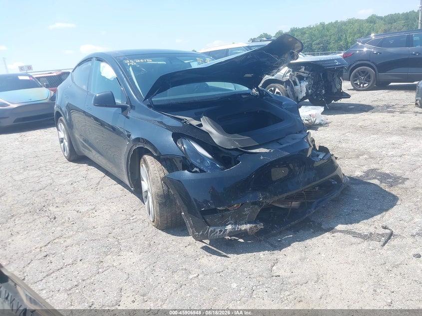 Photo of the 2023 TESLA MODEL Y AWD/LONG RANGE DUAL MOTOR ALL-WHEEL DRIVE