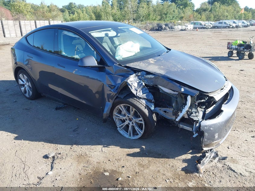 Photo of the 2023 TESLA MODEL Y AWD/LONG RANGE DUAL MOTOR ALL-WHEEL DRIVE