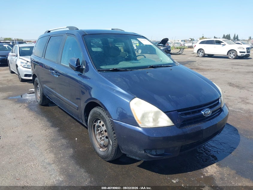 Photo of the 2009 KIA SEDONA LX