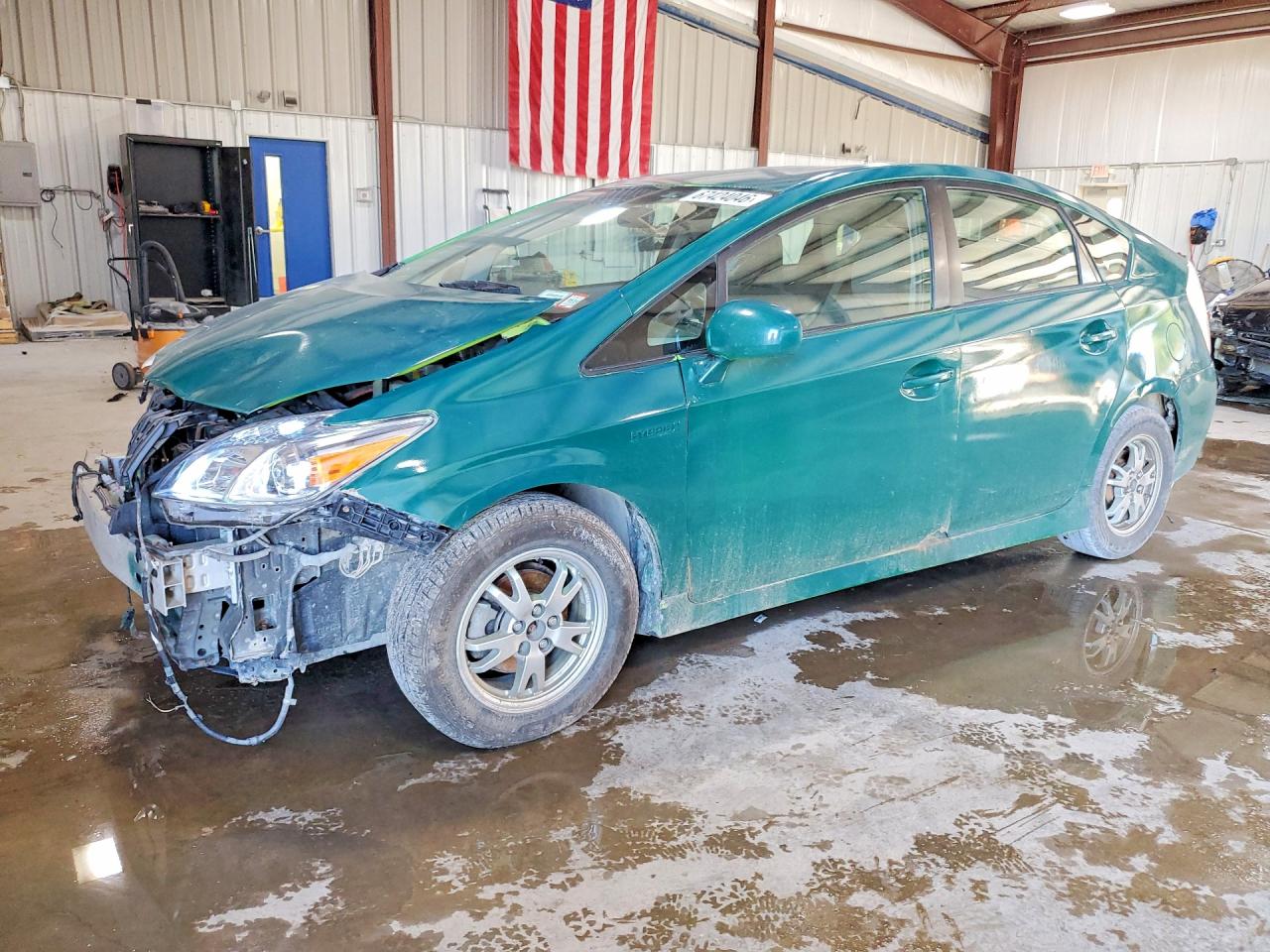 Photo of the 2010 TOYOTA PRIUS III
