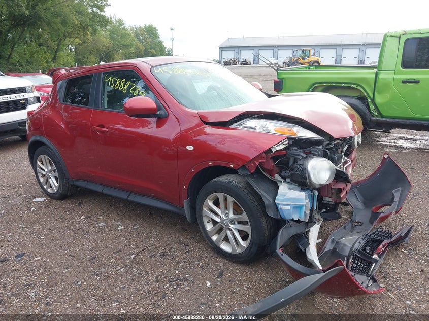Photo of the 2013 NISSAN JUKE SL