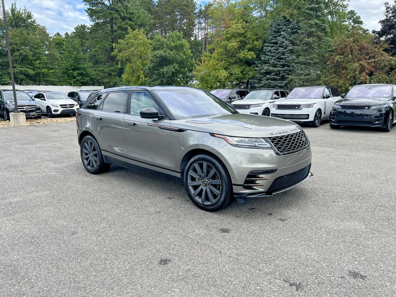Photo of the 2018 LAND ROVER RANGE ROVER VELAR R-DYNAMIC SE