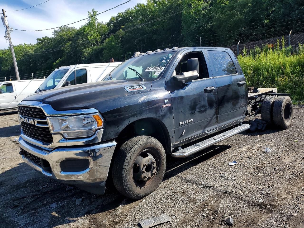 Photo of the 2022 RAM 3500 TRADESMAN