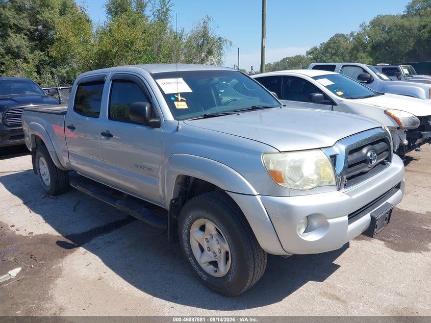 Photo of the 2005 TOYOTA TACOMA PRERUNNER V6
