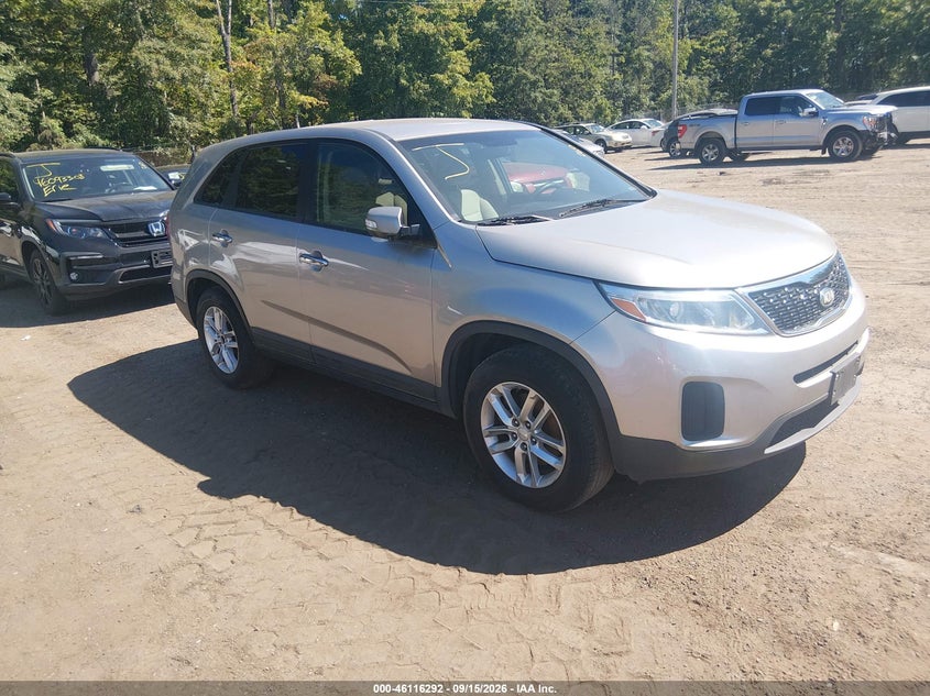 Photo of the 2014 KIA SORENTO LX