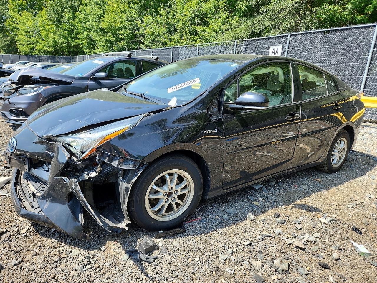 Photo of the 2016 TOYOTA PRIUS THREE