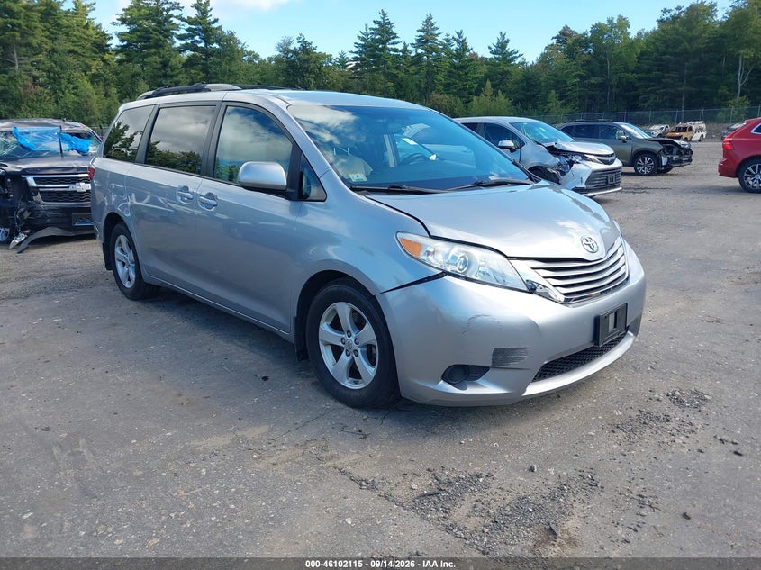 Photo of the 2017 TOYOTA SIENNA LE 8 PASSENGER