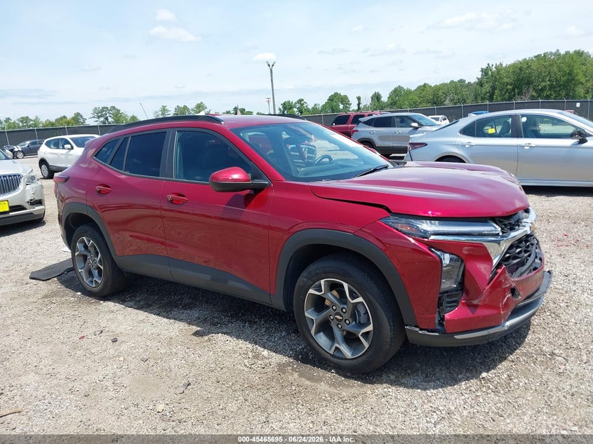 Photo of the 2025 CHEVROLET TRAX FWD LT