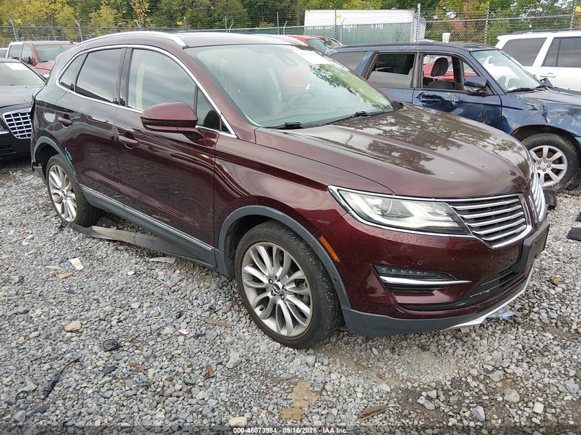 Photo of the 2016 LINCOLN MKC RESERVE