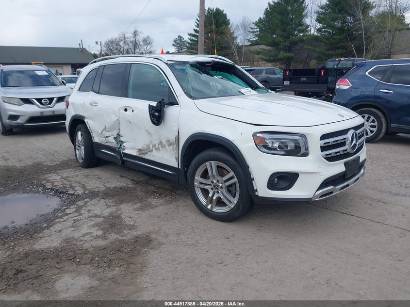 Photo of the 2020 MERCEDES-BENZ GLB 250 4MATIC