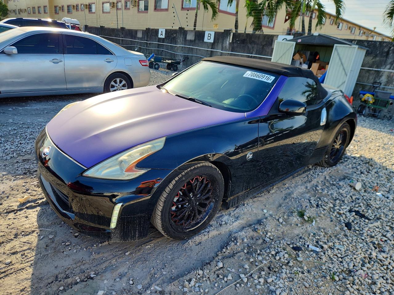 Photo of the 2016 NISSAN 370Z ROADSTER TOURING