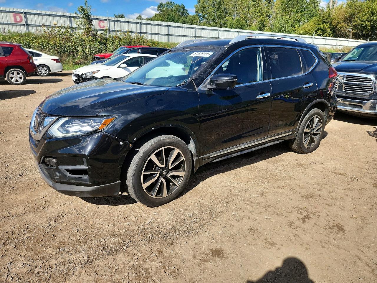 Photo of the 2018 NISSAN ROGUE SL