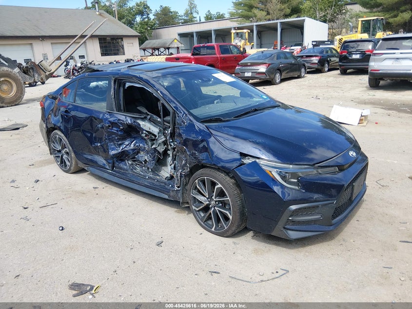 Photo of the 2020 TOYOTA COROLLA XSE