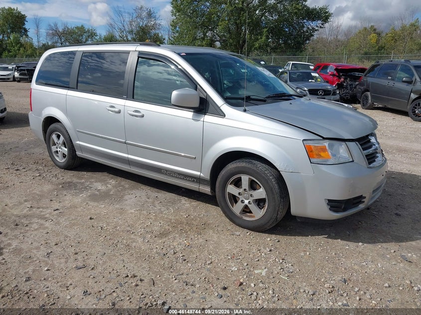 Photo of the 2010 DODGE GRAND CARAVAN SXT