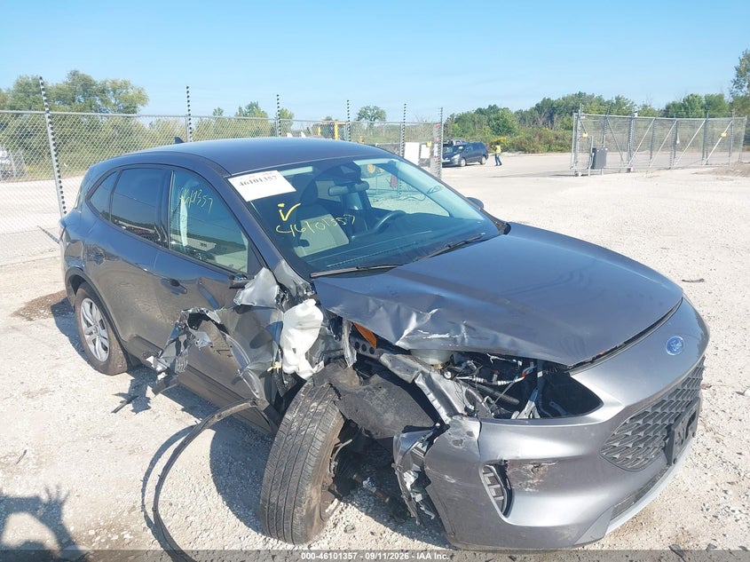 Photo of the 2022 FORD ESCAPE S