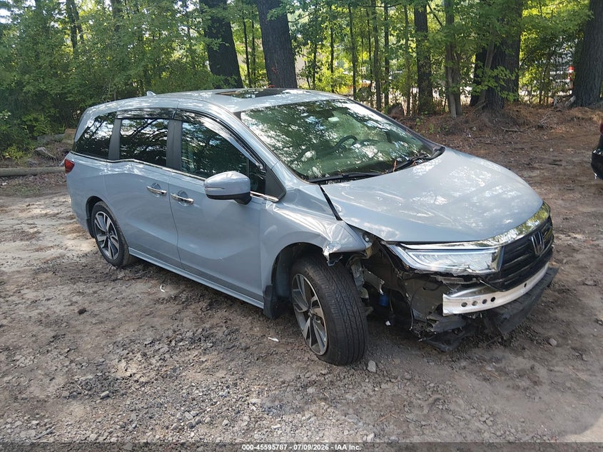 Photo of the 2024 HONDA ODYSSEY TOURING