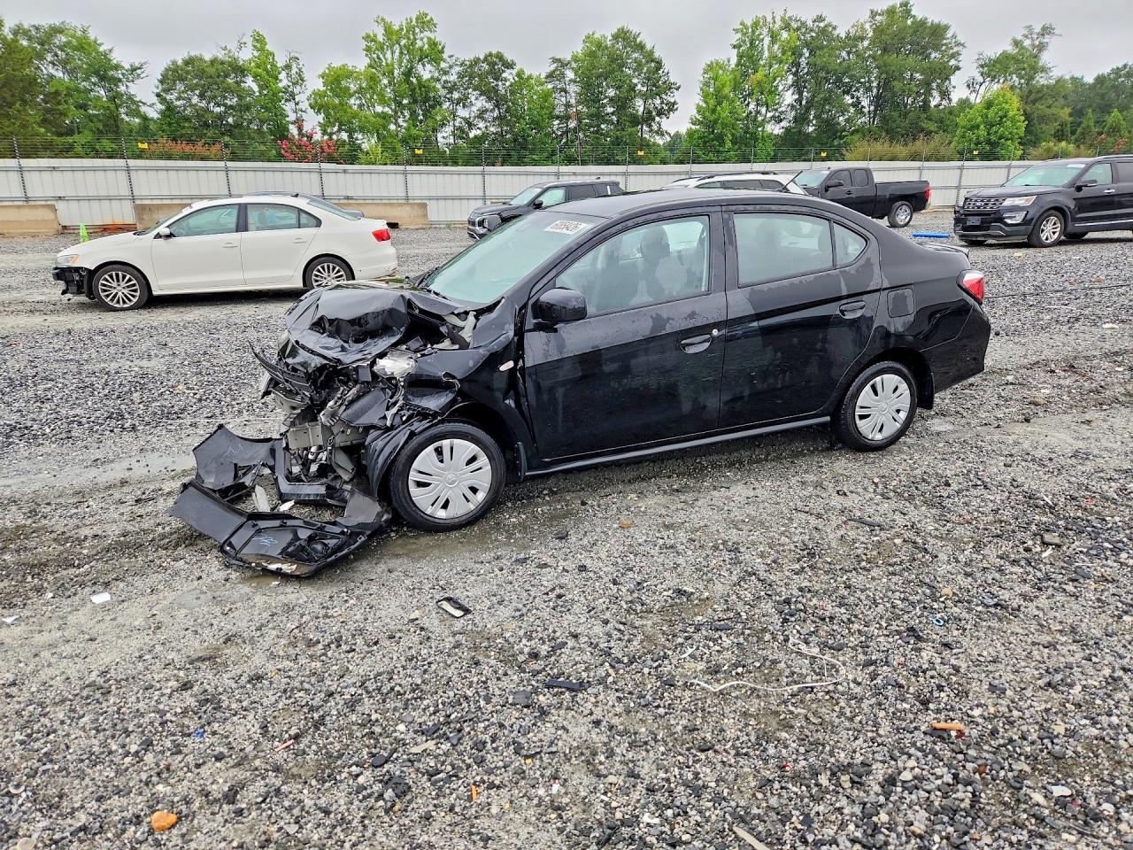 Photo of the 2024 MITSUBISHI MIRAGE G4 ES