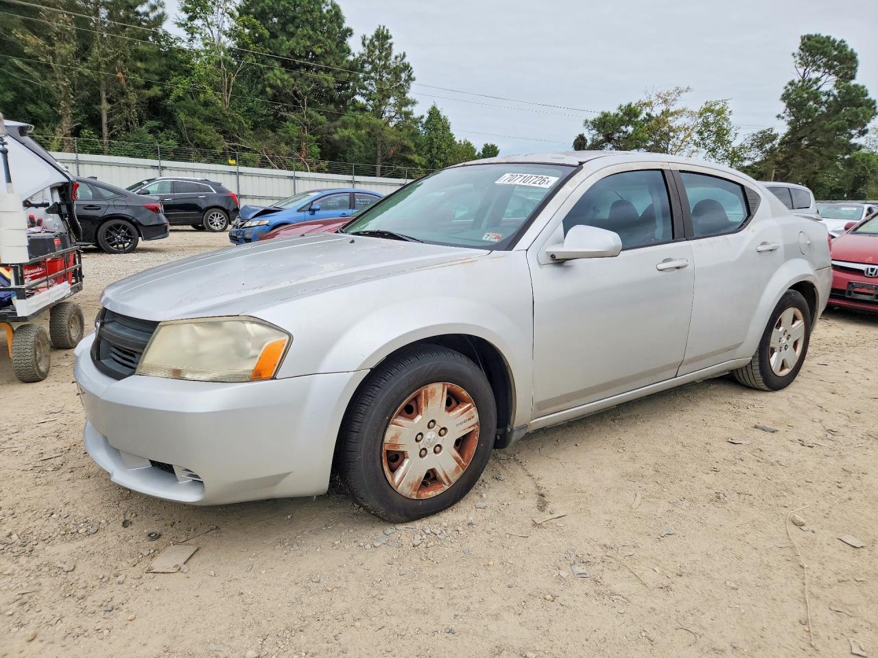 Photo of the 2010 DODGE AVENGER