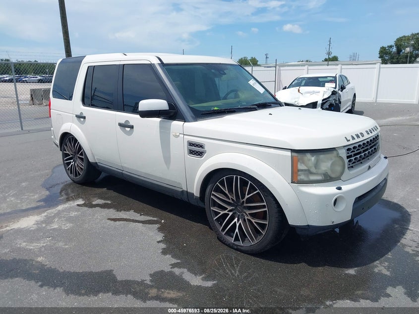 Photo of the 2010 LAND ROVER LR4