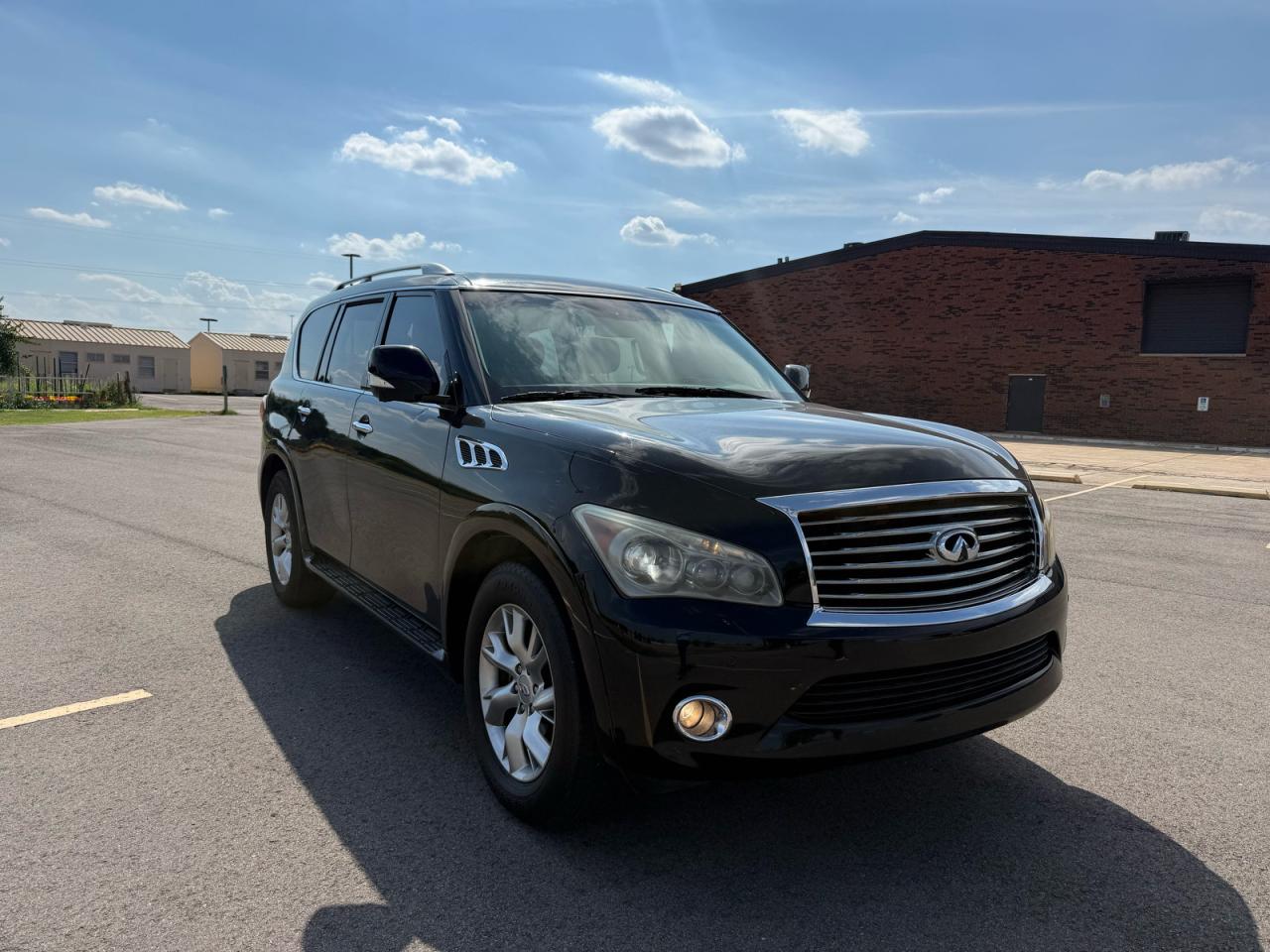 Photo of the 2012 INFINITI QX56 BASE