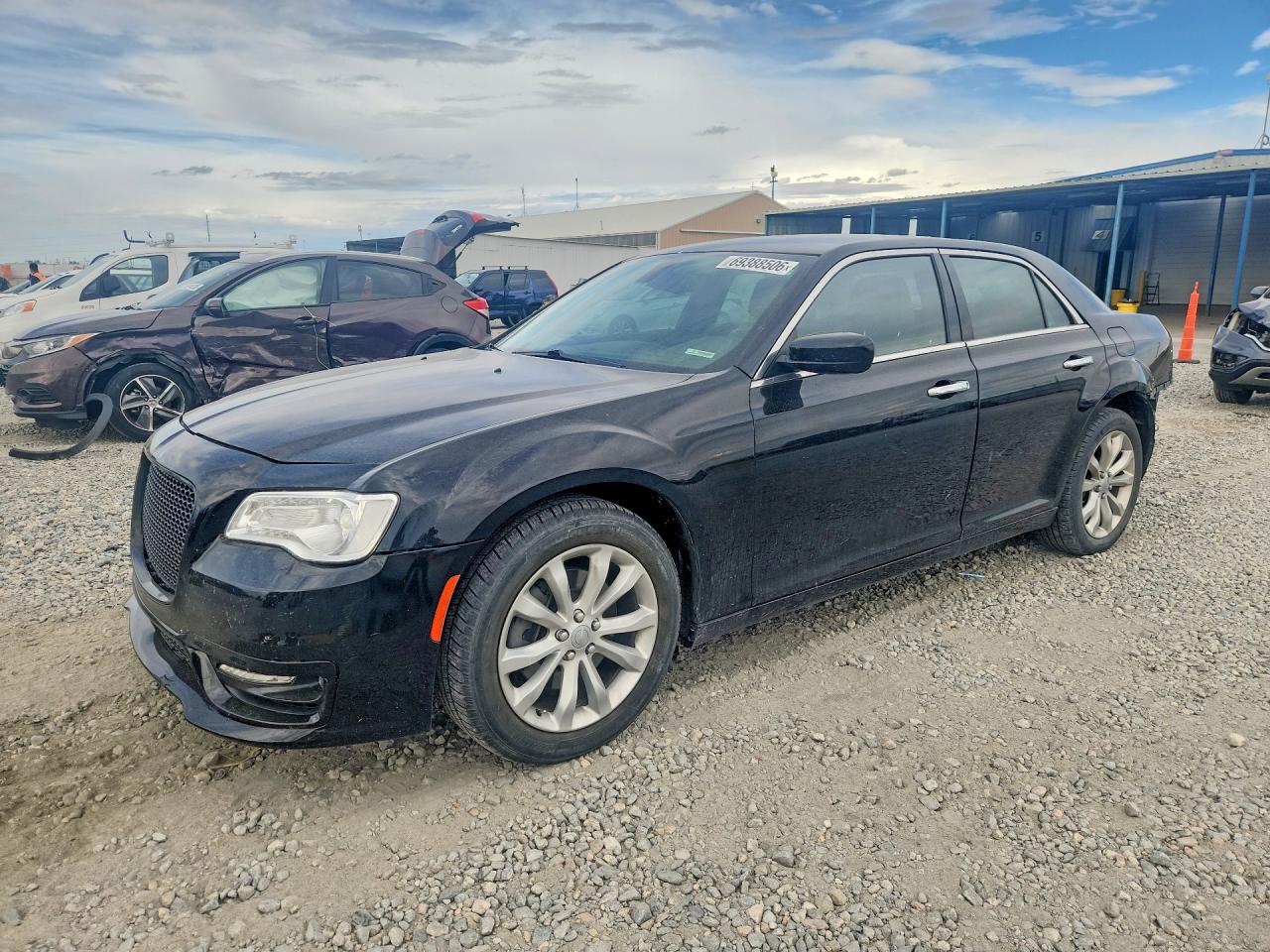 Photo of the 2016 CHRYSLER 300 LIMITED