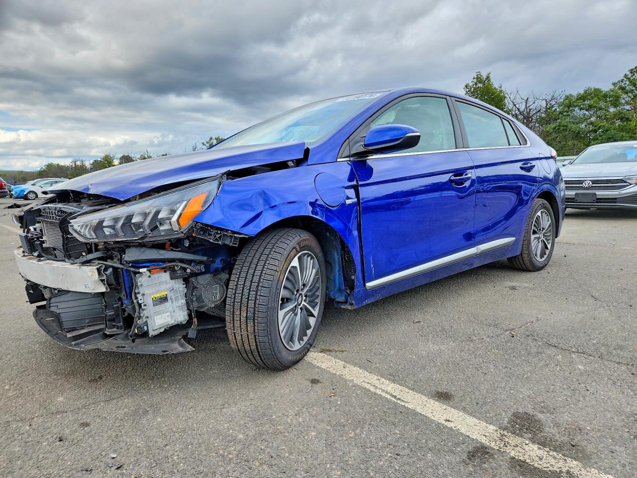 Photo of the 2020 HYUNDAI IONIQ SEL