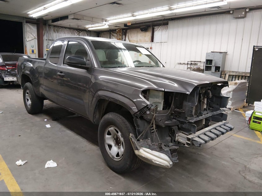 Photo of the 2018 TOYOTA TACOMA SR