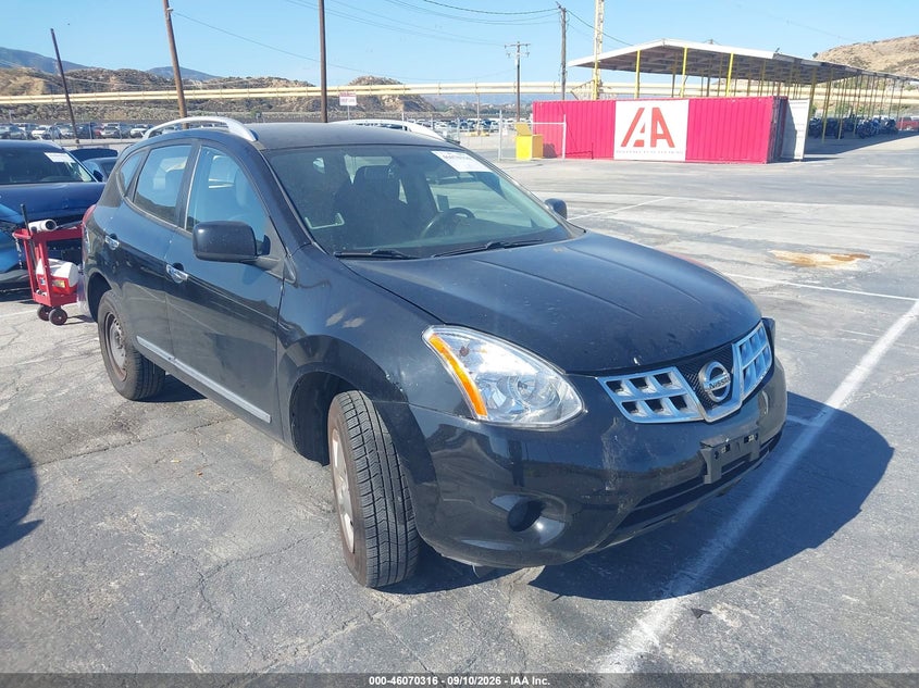 Photo of the 2015 NISSAN ROGUE SELECT S