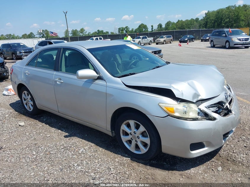 Photo of the 2011 TOYOTA CAMRY LE