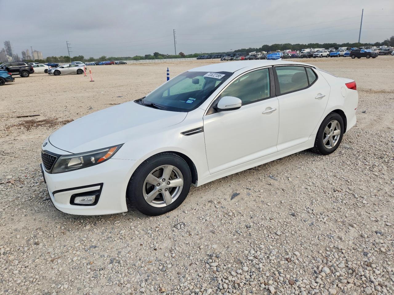 Photo of the 2015 KIA OPTIMA LX