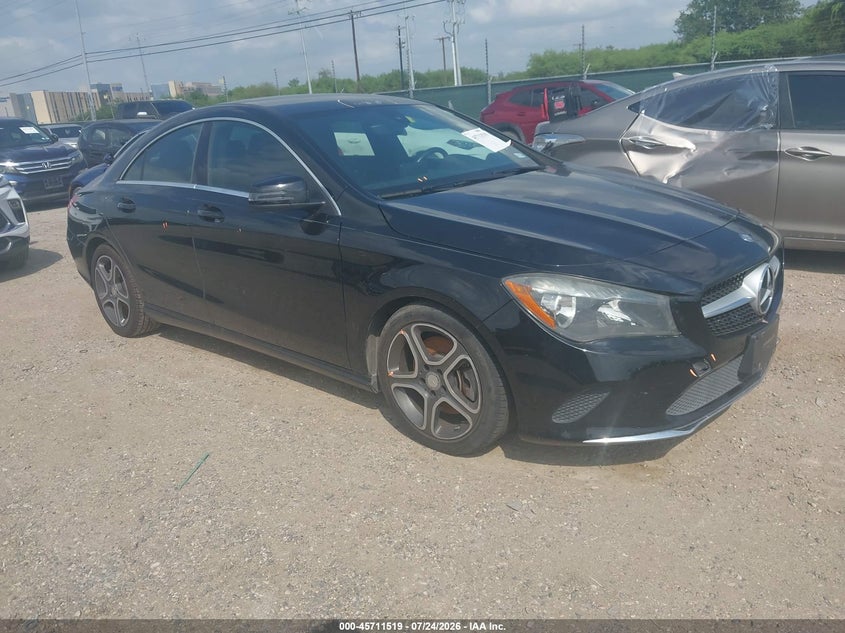 Photo of the 2017 MERCEDES-BENZ CLA 250 4MATIC