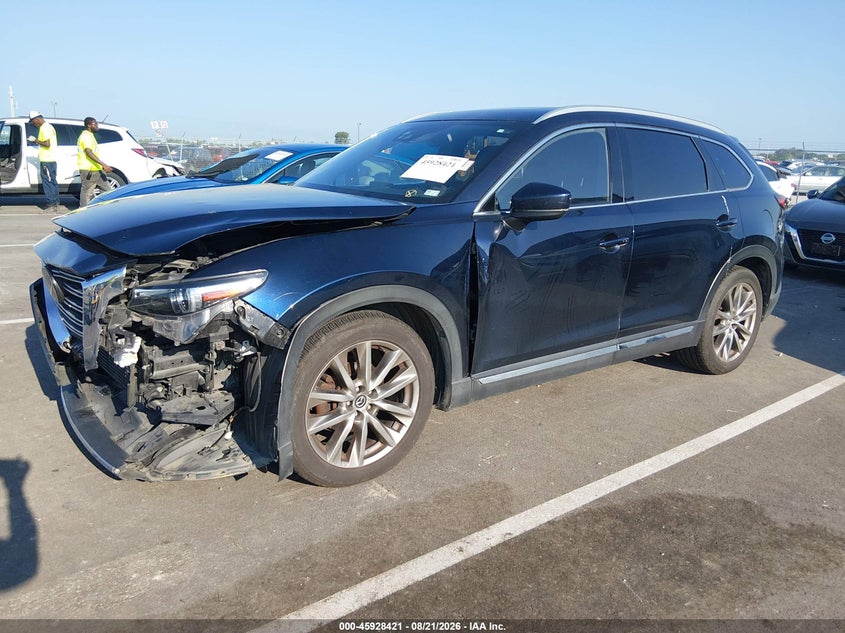 Photo of the 2016 MAZDA CX-9 GRAND TOURING