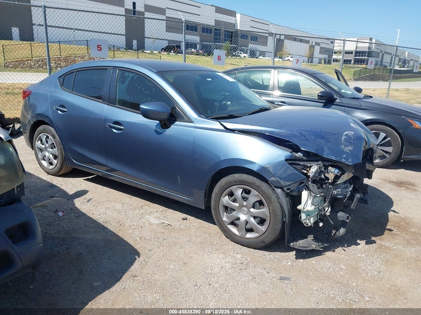 Photo of the 2015 MAZDA MAZDA3 I SPORT